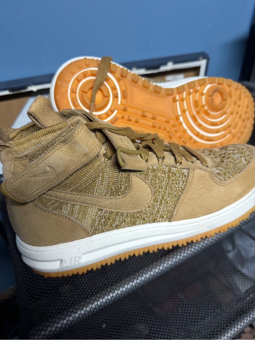 Nike Lunar Force 1 Flyknit “Flax/Wheat”